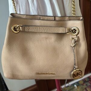 Michael Kors   Convertible Crossbody shoulder bag  pebbled leather khaki tan EUC